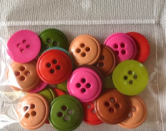 Clearance buttons - plastic buttons - mixed buttons - round buttons