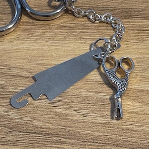 Needle Threader Fob (scissors not included)