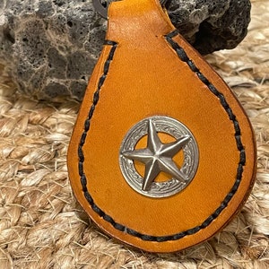 Handgefertigter Schlüsselanhänger/ Taschenbaumler mit Western Stern Concho