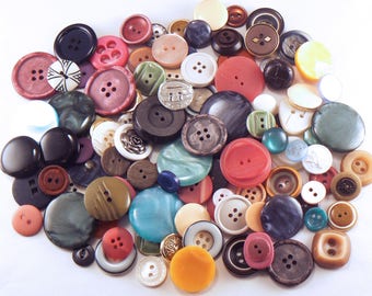 50 Random Sewing Button Mix - Crafting Buttons - Sewing Button Mix - Bulk Button Lot - Vintage Button Mix - Assorted Sewing Buttons