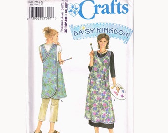 Adult Art Smock Or Long Cross Back Apron Sewing Pattern  - Daisy Kingdom - Simplicity 5201 Or 7481