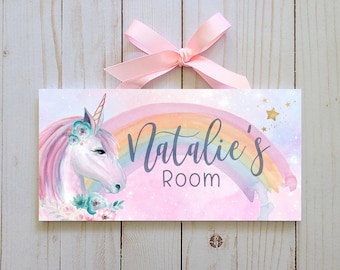 Prénom personnalisé licorne et arc-en-ciel | Plaque de porte aquarelle licorne pour chambre d'enfant | Plaque nominative pour enfant