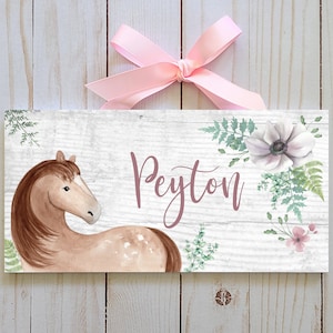 Signe personnalisé de nom de cheval et de fleur | Panneau de porte de chambre d’enfant