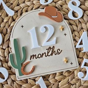 Disques d'étapes mensuelles Cowboy | Disques photos mensuels bébé | Ensemble d'accessoires photo mensuels numéros interchangeables | Accessoire photo nouveau-né