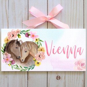 Signe de nom de cheval floral personnalisé | Signe de nom équestre Cowgirl