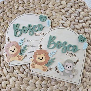 Letrero con nombre de bebé león / Placa con nombre para anuncio de nacimiento de recién nacido con temática de jungla / Letrero de hospital con arco de llegada de bebé / Placa con huella de recién nacido