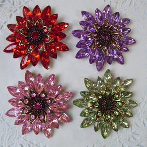 Flower magnet - rhinestone magnet - jeweled magnet - repurposed jewelry - birthday gift - kitchen decor - office magnet