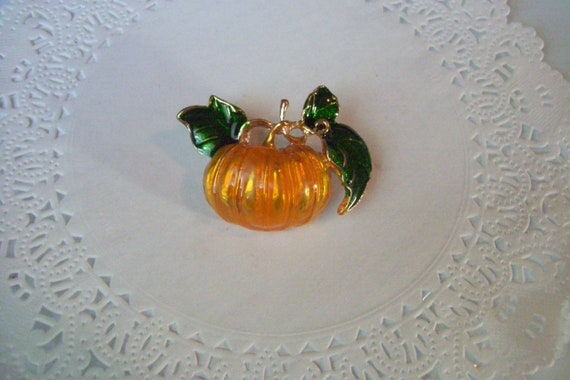Pumpkin brooch - Fall brooch - fall jewelry - pum… - image 3