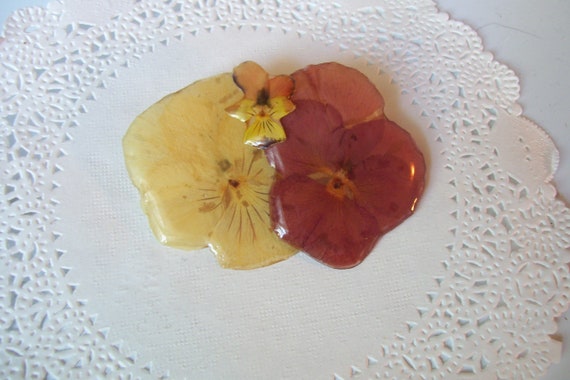 Pansy brooch - flower brooch - pansy pin - pansy j
