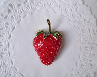 Imán de fresa - imán de fruta - joyería reciclada - imán para nevera - decoración de cocina - imán de oficina - regalo para un amigo
