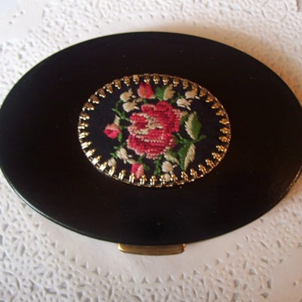 Rose purse mirror - vintage compact mirror - birthday gift - vintage mirror - repurposed makeup compact - vintage jewelry