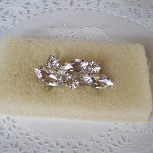 Rhinestone hair clip - clear rhinestone hair clip - repurposed jewelry - jeweled hair clip - wedding hair clip - hair accessories