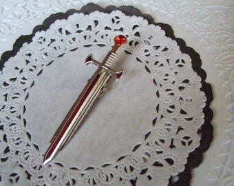 Pinza para el cabello con forma de espada - joyería reciclada - pinza para el cabello con forma de espada enjoyada - accesorios para el cabello para cosplay - joyería para el cabello