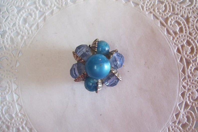 Blue Beaded Magnet - Beaded Refrigerator Magnet vintage earrings vintage jewelry 843 blue beaded earrings office magnet