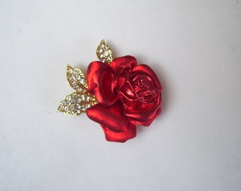 Rose magnet - red rose magnet - flower magnet - repurposed jewelry - rhinestone magnet - birthday gift - kitchen decor