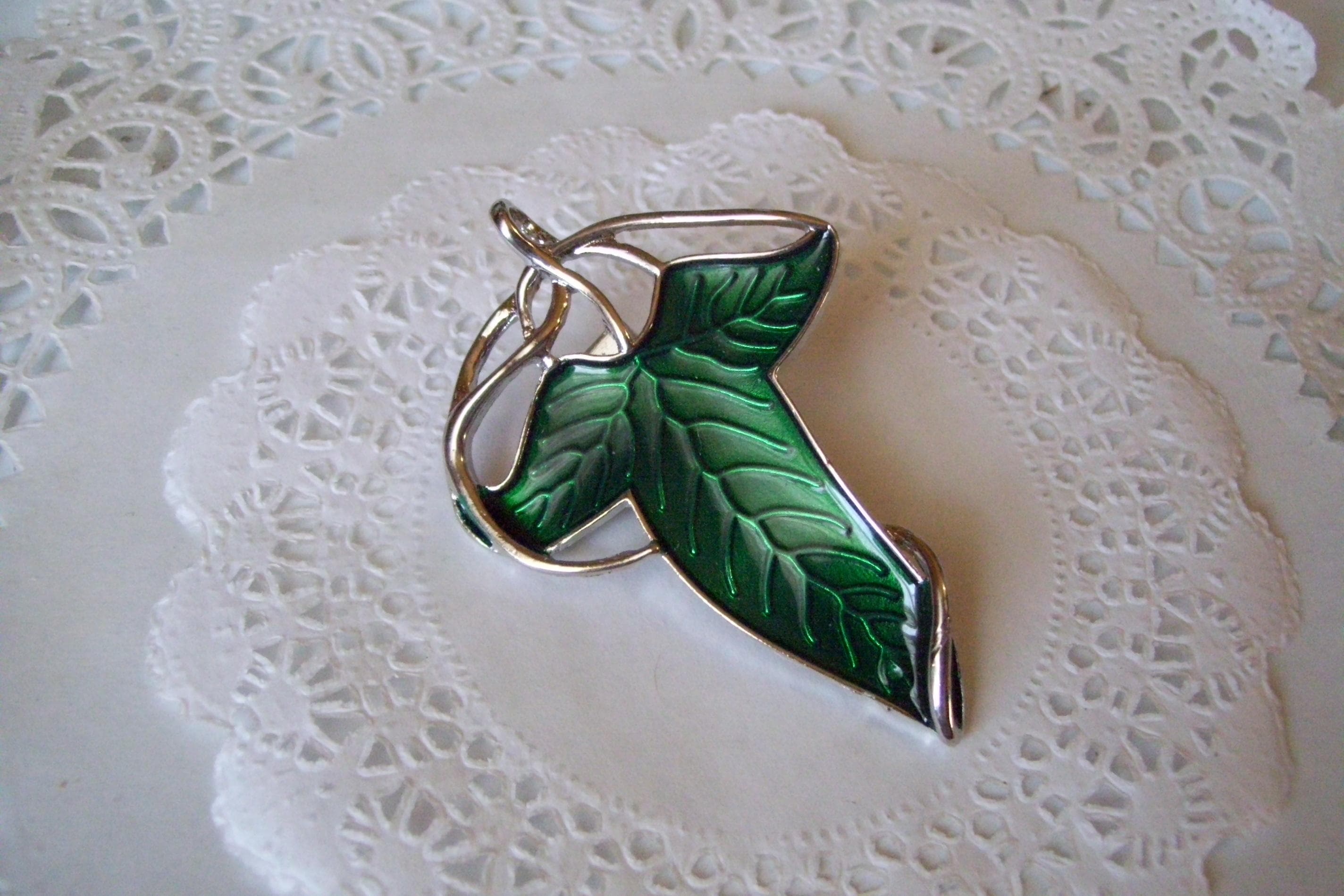 Elf Hair Clip - Leaf Hair Clip - Repurposed Jewelry  display picture 1