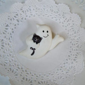 Ghost brooch - ghost with black cat brooch - vintage Hallmark ghost pin - Hallmark jewelry - Black cat pin - Halloween jewelry