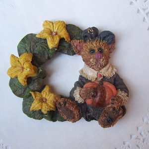 Boyd&#39;s Bear Magnet - Pumpkin magnet - Teddy Bear magnet - repurposed jewelry - pumpkin patch magnet