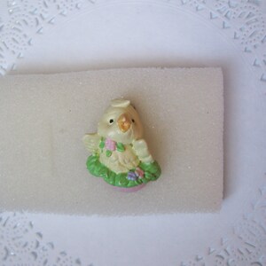 Easter chick pin - Easter pin - Easter jewelry - Easter accessories - chicken pin - chicken jewelry - vintage Easter pin - vintage jewelry