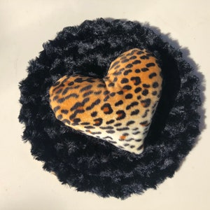 CHEETAH CHIC: Cheetah print Velboa and Cream Rosette Minky Dog Bed image 10