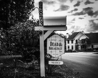 Halloween Sign - Dead and Breakfast - Indoor Outdoor Mailbox Post Decoration - Personalized Wood Prop