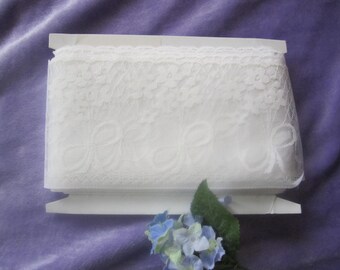 Bridal Scalloped Lace Edging Floral Trim 4" SLIGHTLY Off White 15 yds+ CRAFTS