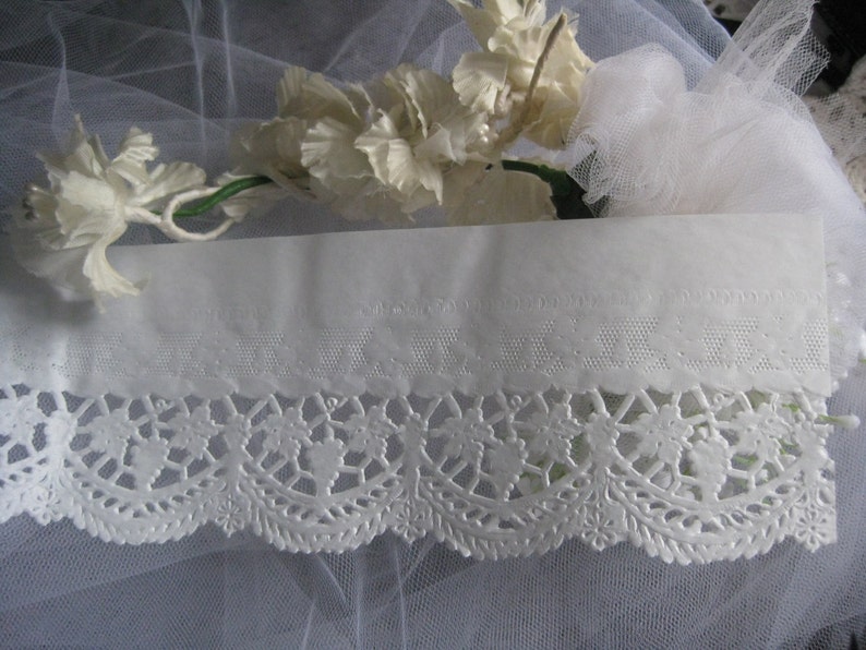 lace paper strips Lace paper strips