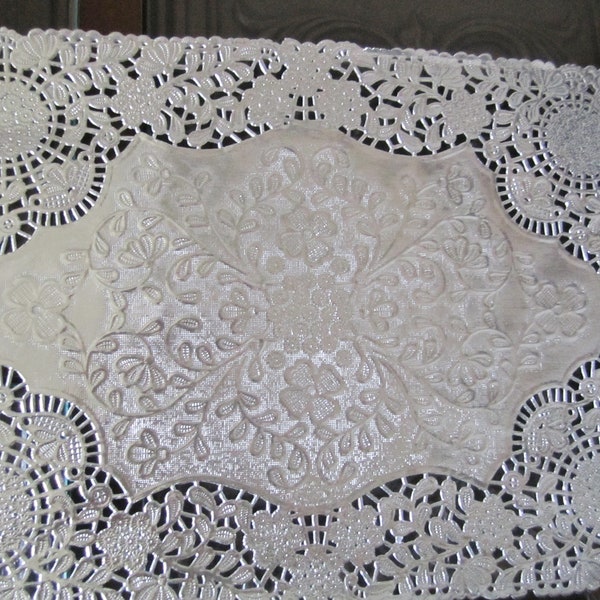 10 PCS SILVER Elegant Wedding DIYS Event Lace Paper Placemats Victorian Bow Floral Scrolls place setting