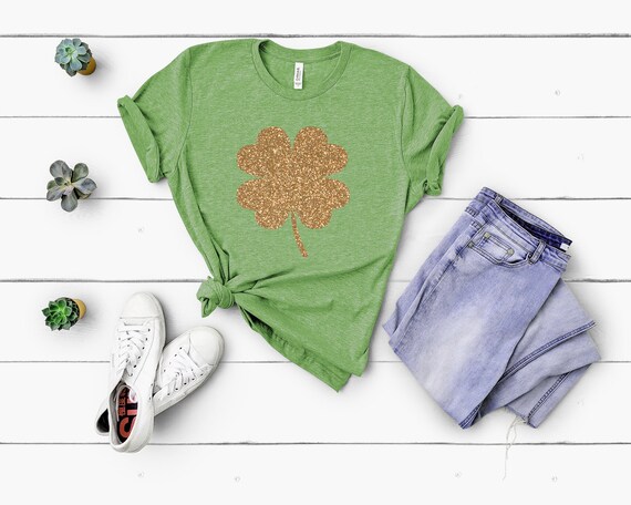 St Patricks Day Shirt,Womens Irish Shirt,Glitter Shamrock Tee,St Patty's Day T-Shirt,St. Pattys Day Shirt,St Patricks Day Adults,Irish