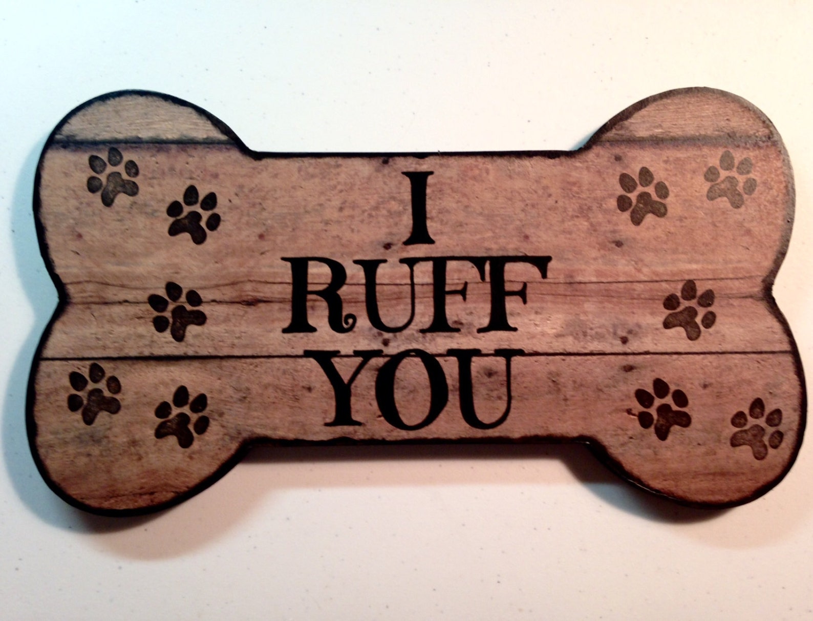 Pet plaque/ I Ruff You /Sign /Handmade/ Home decor/Wall Hanger Etsy