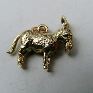 Charm / Pendant  9CT Donkey Made in 1991   (F2KE)