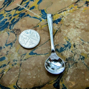 Salt Spoon English Sterling Silver 1972 Old English Pattern   (L2LE)
