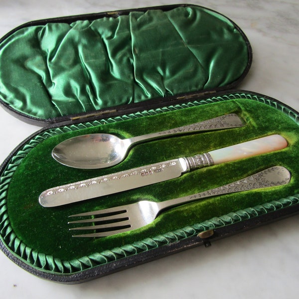 Christening Childs Cutlery Set  Sterling Silver Victorian    (107563E)