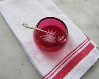 Pot Cranberry Glass  with Sterling  Silver 1916 Spoon (106896E)