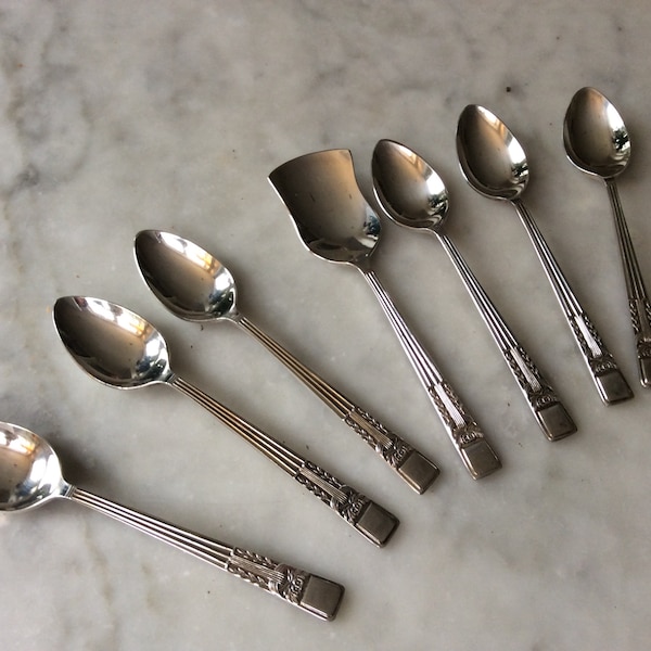 Teaspoons Set Six Silver Plated With matching Sugar Spoon Original  1950s  (105202E)