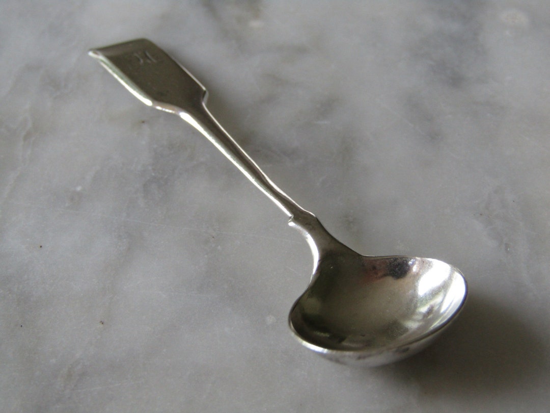 Salt Spoon English Sterling Silver 1890 Fiddle Pattern