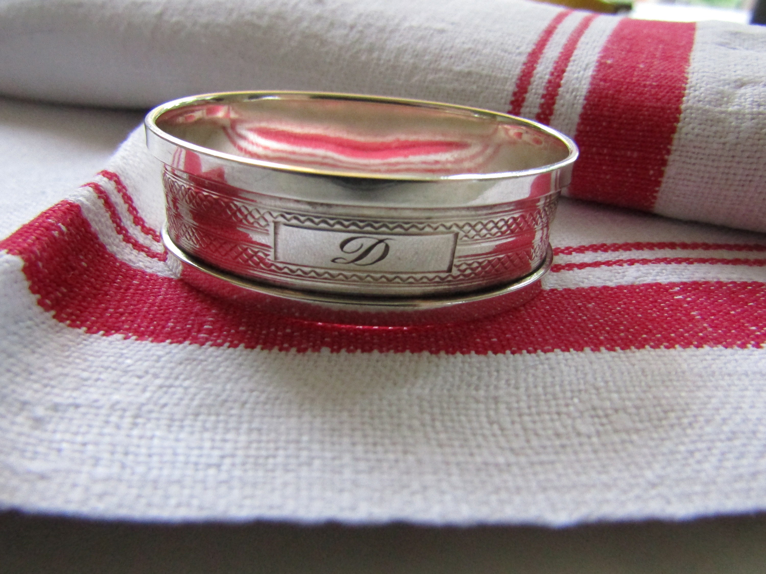 ナプキンリング 英国製 スターリングシルバー 1932年 (106888E) - Etsy