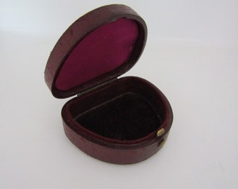 Jewel Box Antique Victorian Horseshoe Shaped Velvet Lined Jewel Box Antique Victorian Horseshoe Shaped Velvet Lined