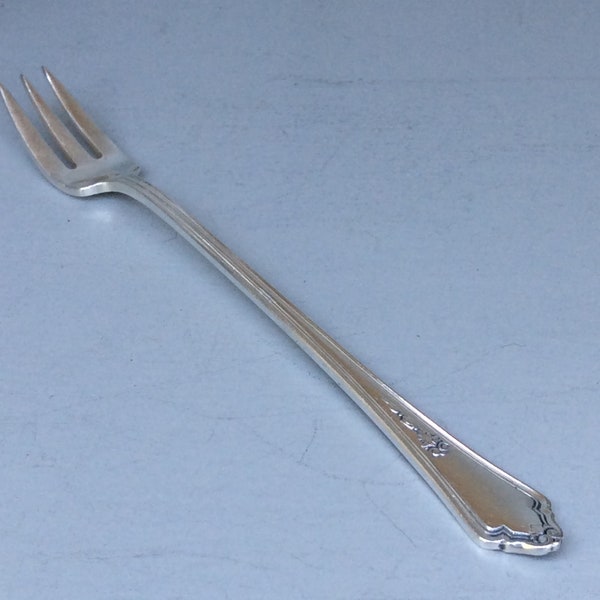 Olive Fork Silver Plated 1930s  Gorham & Co USA (105677E)