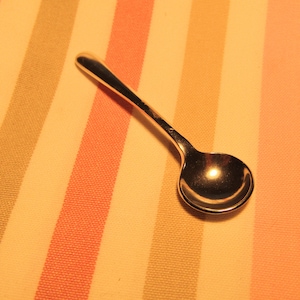 Salt Spoon Sterling English Silver  1964 Old English pattern (107953E)