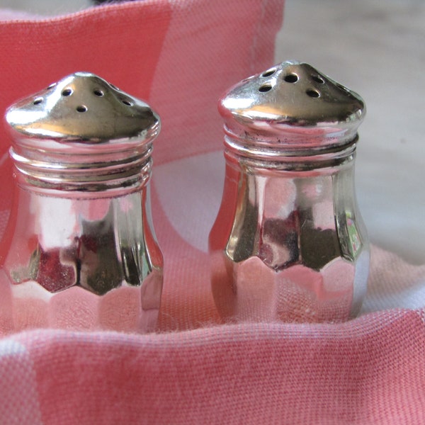 Salt & Pepper Pots Sterling Silver 1920s  (107960E)