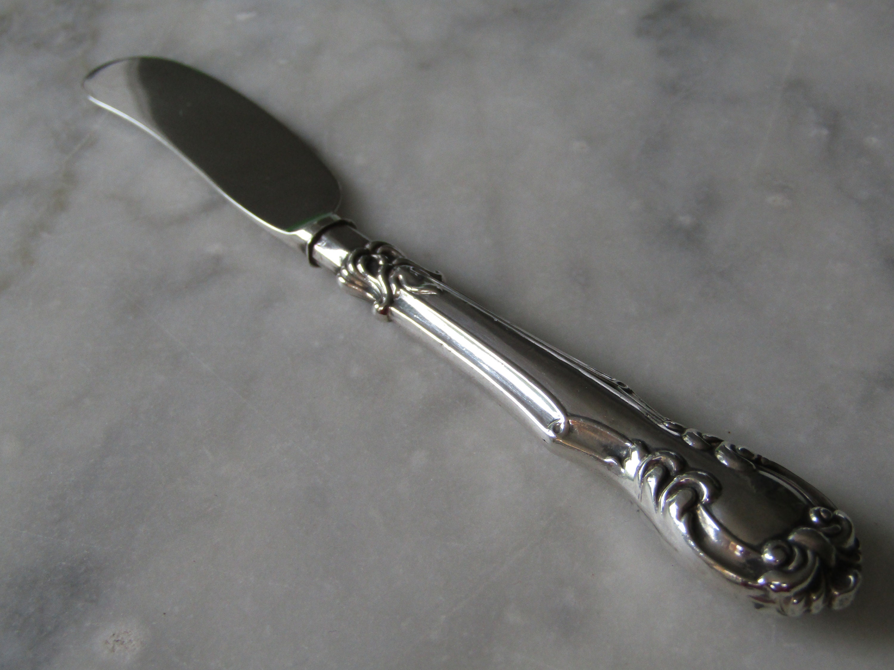 バタースプレッダー ビクトリア朝 1846 スターリングシルバー (106837E