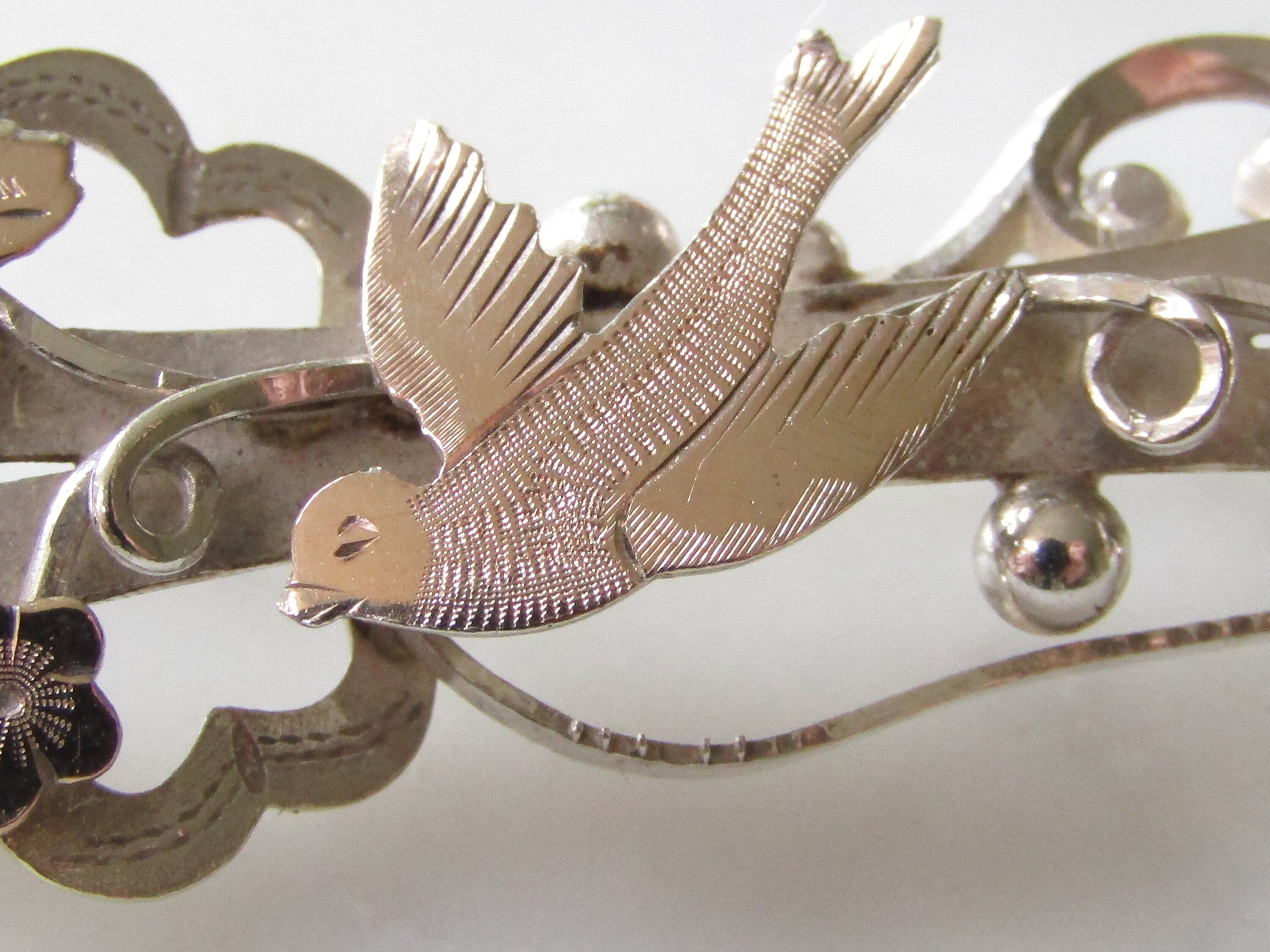 Broche Victorienne En Argent Avec Oiseau Et Fleur - Bijou Sentimental Neuf Avec étiquettes