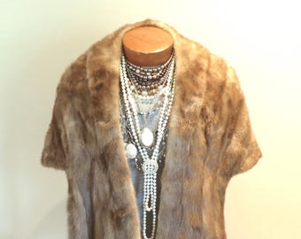 Vintage Mink Fur Stole, Vintage Glam, Vintage Weddings, Fur Cape, Fur Jacket, Winter Wedding