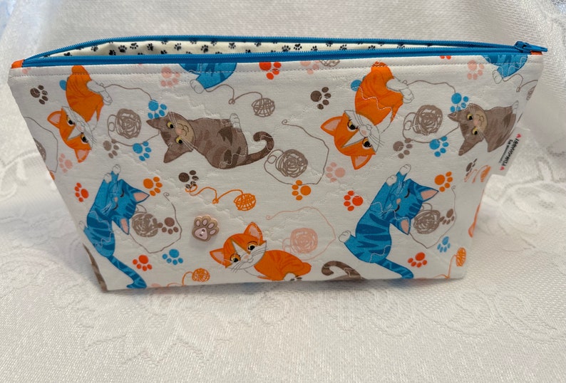 Zip Pouch // Travel Pouch // Make-up Cosmetic Bag // Travel Cases // Small Storage // Kitty Cats // Pencil Case image 9
