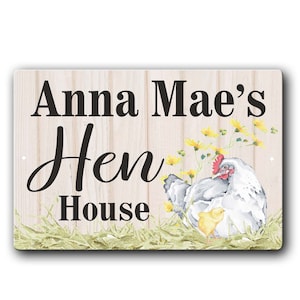 Personalized Hen House Chicken Sign - Rustic Farmhouse Chicken Coop Décor - Custom Chicken Coop Gift - Chicken lover gift - Backyard chicken