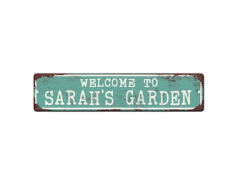 Personalized Garden Sign - Custom garden gate sign - Gardener friend gift - Kids garden sign - Master gardener gift - Garden décor