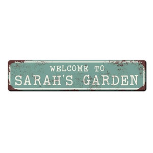 Personalized Garden Sign - Custom garden gate sign - Gardener friend gift - Kids garden sign - Master gardener gift - Garden décor
