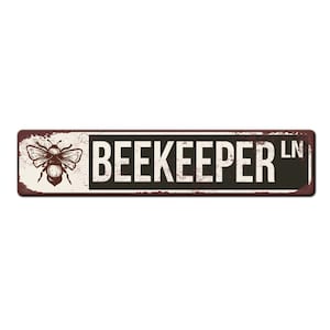 Beekeeper Lane Metal Sign- Apiary Sign - Honey Bee Sign - Funny Bee Sign - Outdoor Bee Lover Sign - Pollinator Sign - Bee Farmer Sign