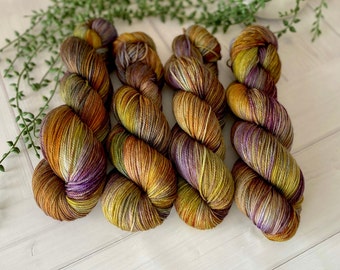 Soft Sock Hand dyed 100g  'Puddles of Gold'